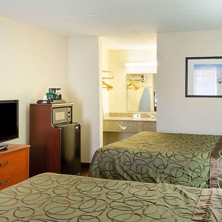 Rodeway Inn Panama City Exterior photo